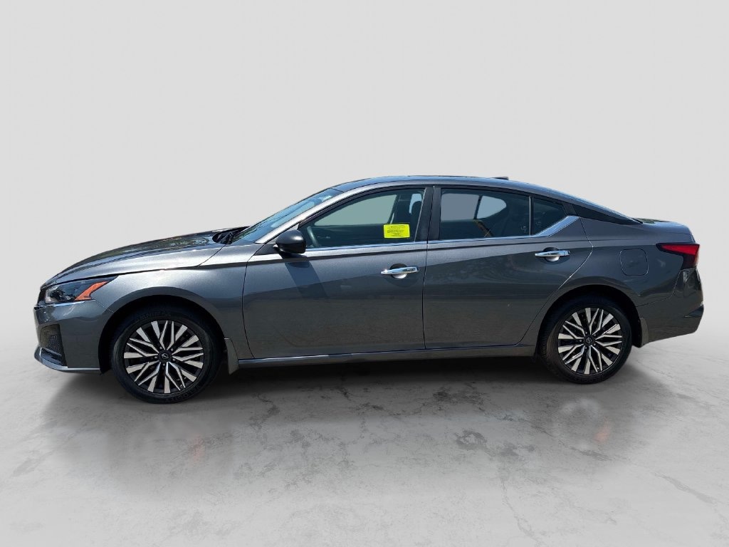 Certified 2024 Nissan Altima 2.5 SV Sedan