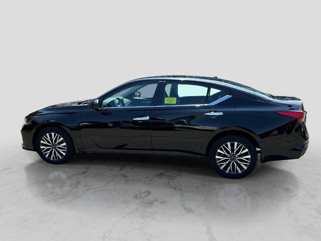 Certified 2023 Nissan Altima 2.5 SV Sedan