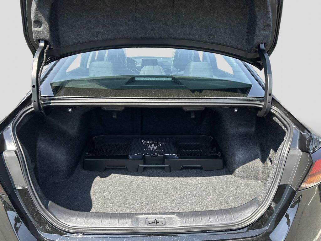 New 2026 Nissan Altima 2.5 SV Sedan