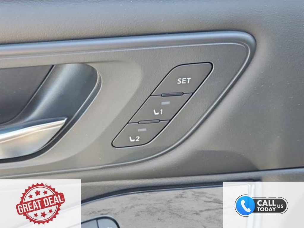 2025 Nissan Rogue SL - Photo 30