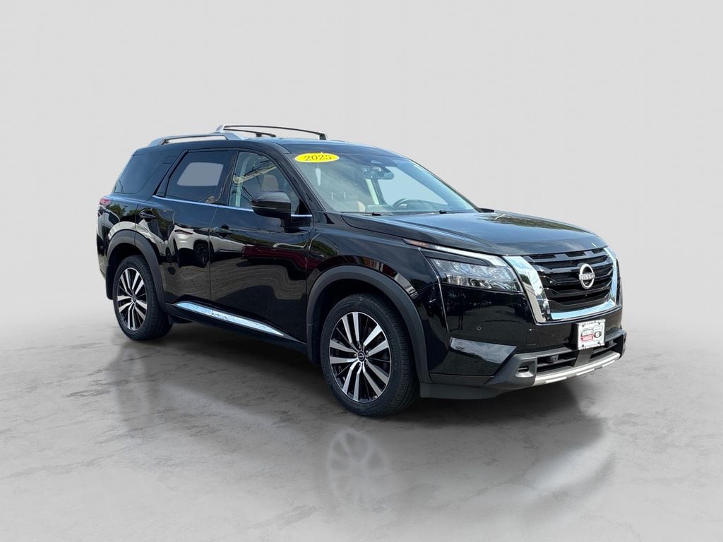 Used 2025 Nissan Pathfinder For Sale at Dartmouth Nissan | VIN