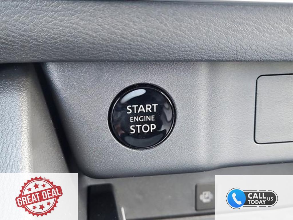 2025 Nissan Rogue SL - Photo 12