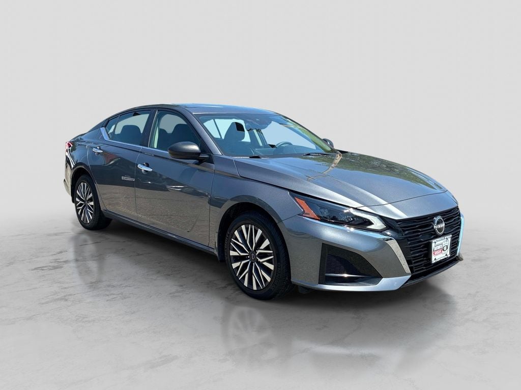 Certified 2024 Nissan Altima 2.5 SV Sedan