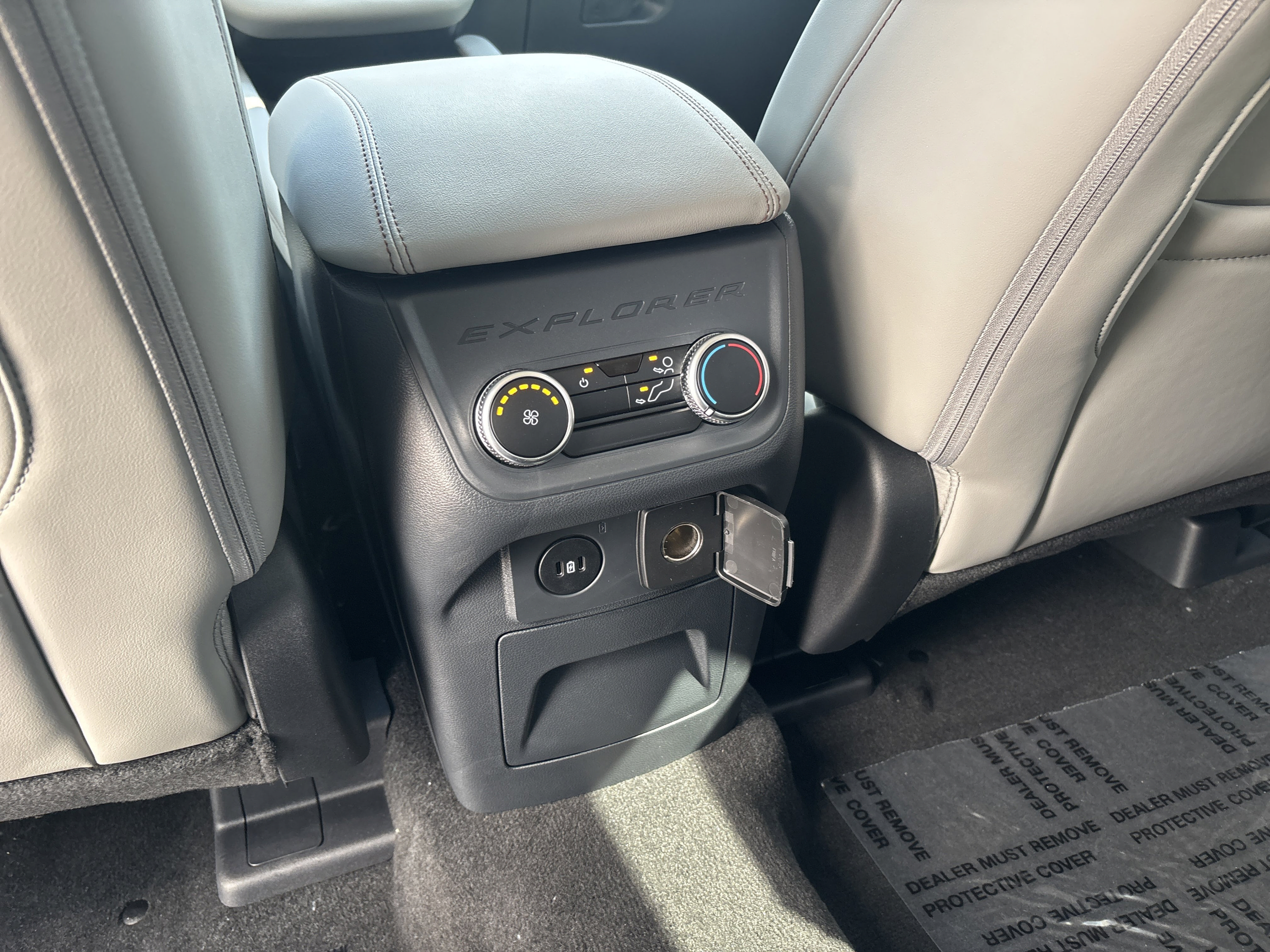 2026 Ford Explorer Active - Photo 23