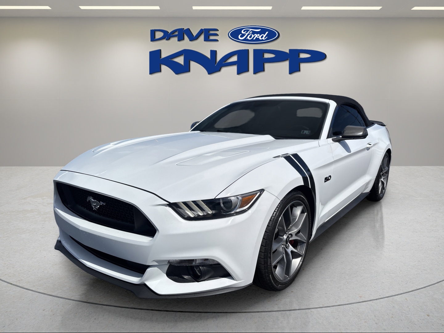 2016 Ford Mustang GT Premium - Photo 4
