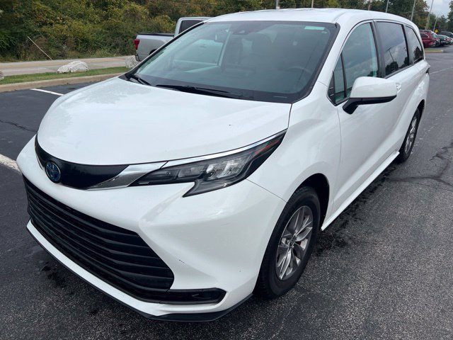2025 Toyota Sienna