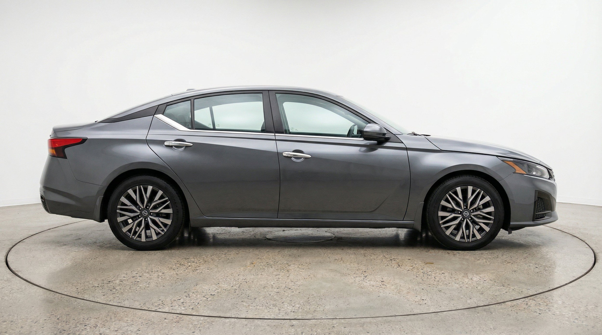 Thumbnail: 2025 Nissan Altima - 11