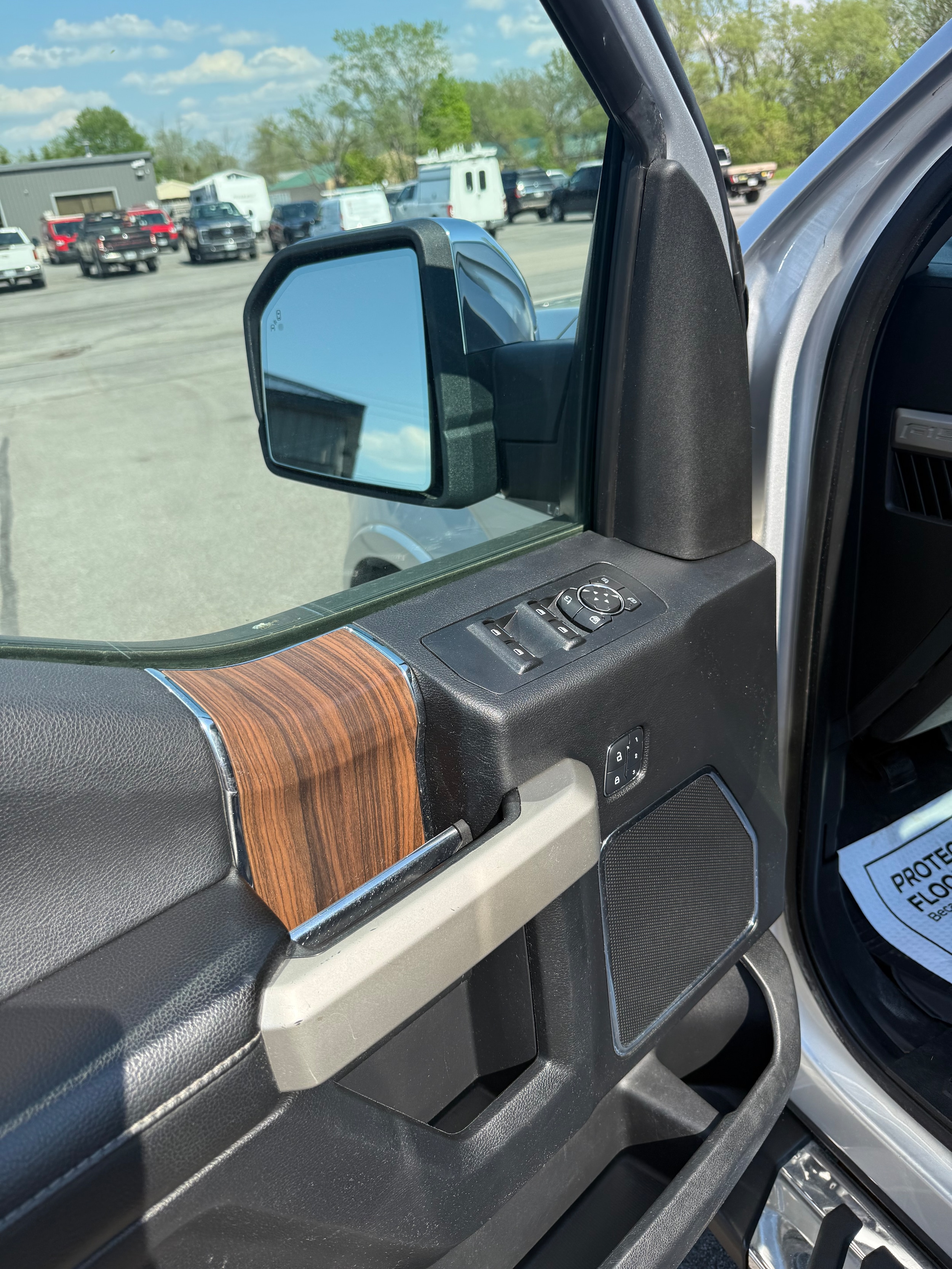 2017 Ford F-150 Lariat - Photo 7