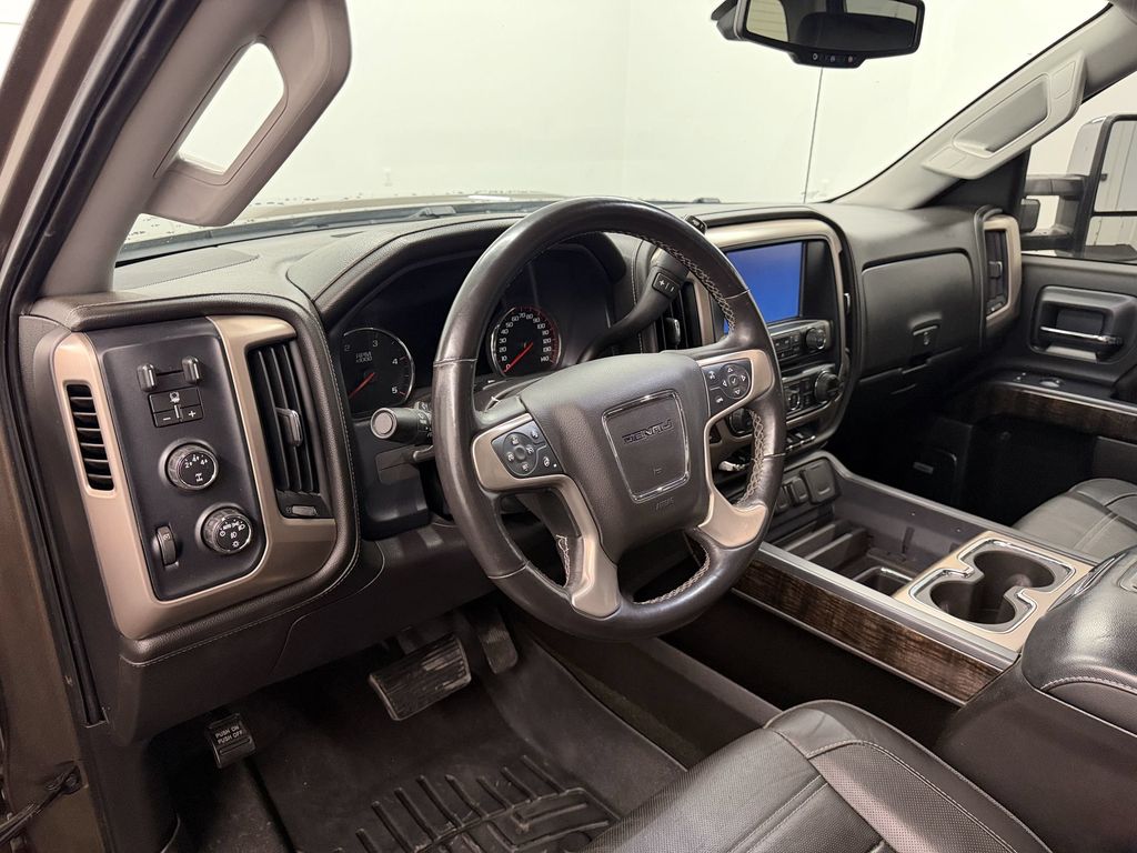 Used 2015 GMC Sierra 2500 HD Denali Truck