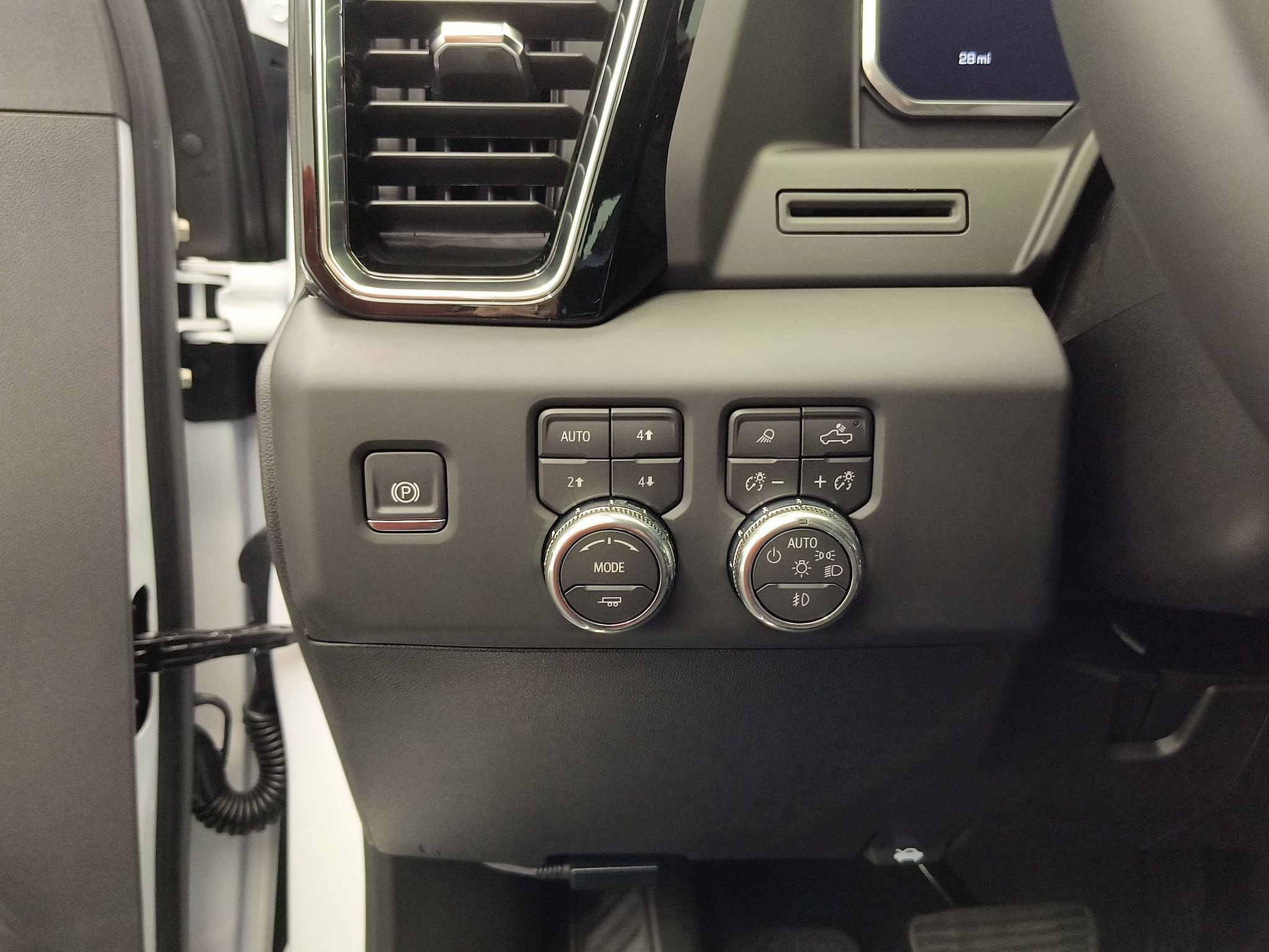 2026 GMC Sierra 2500HD Denali - Photo 28