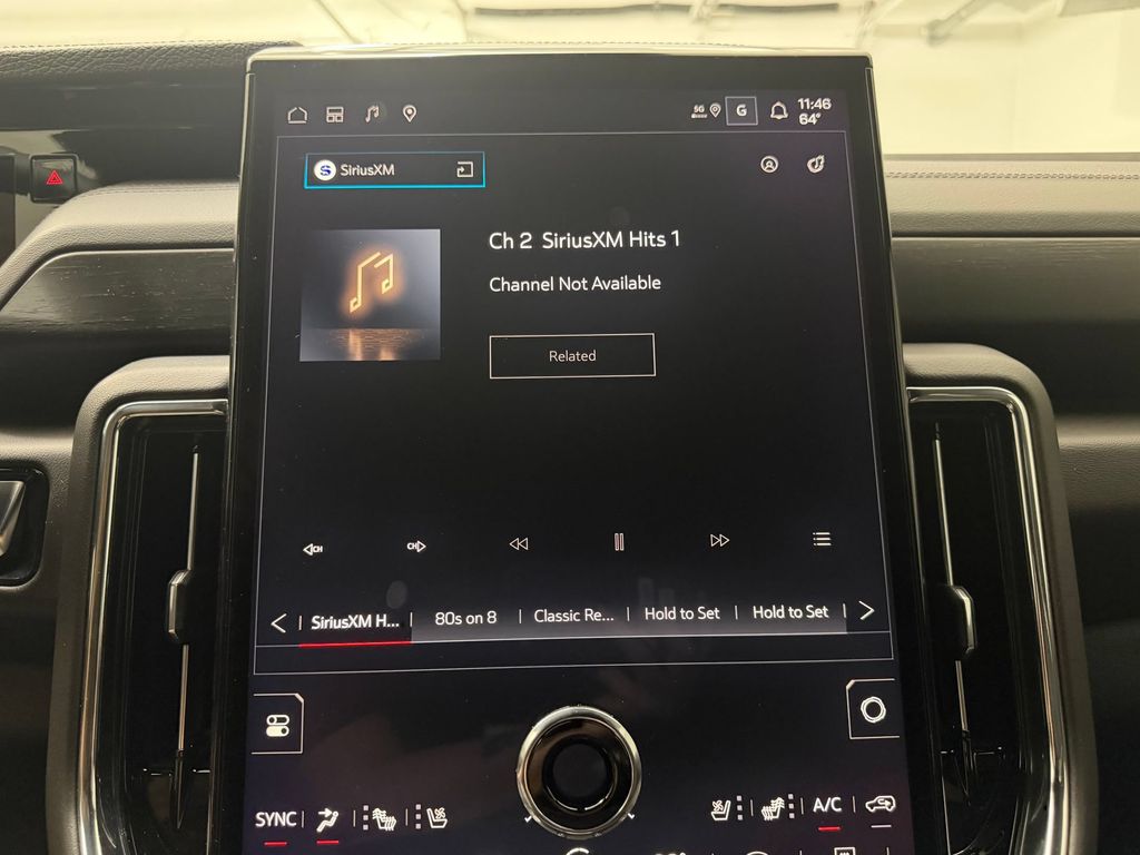 2026 GMC Yukon Denali - Photo 23