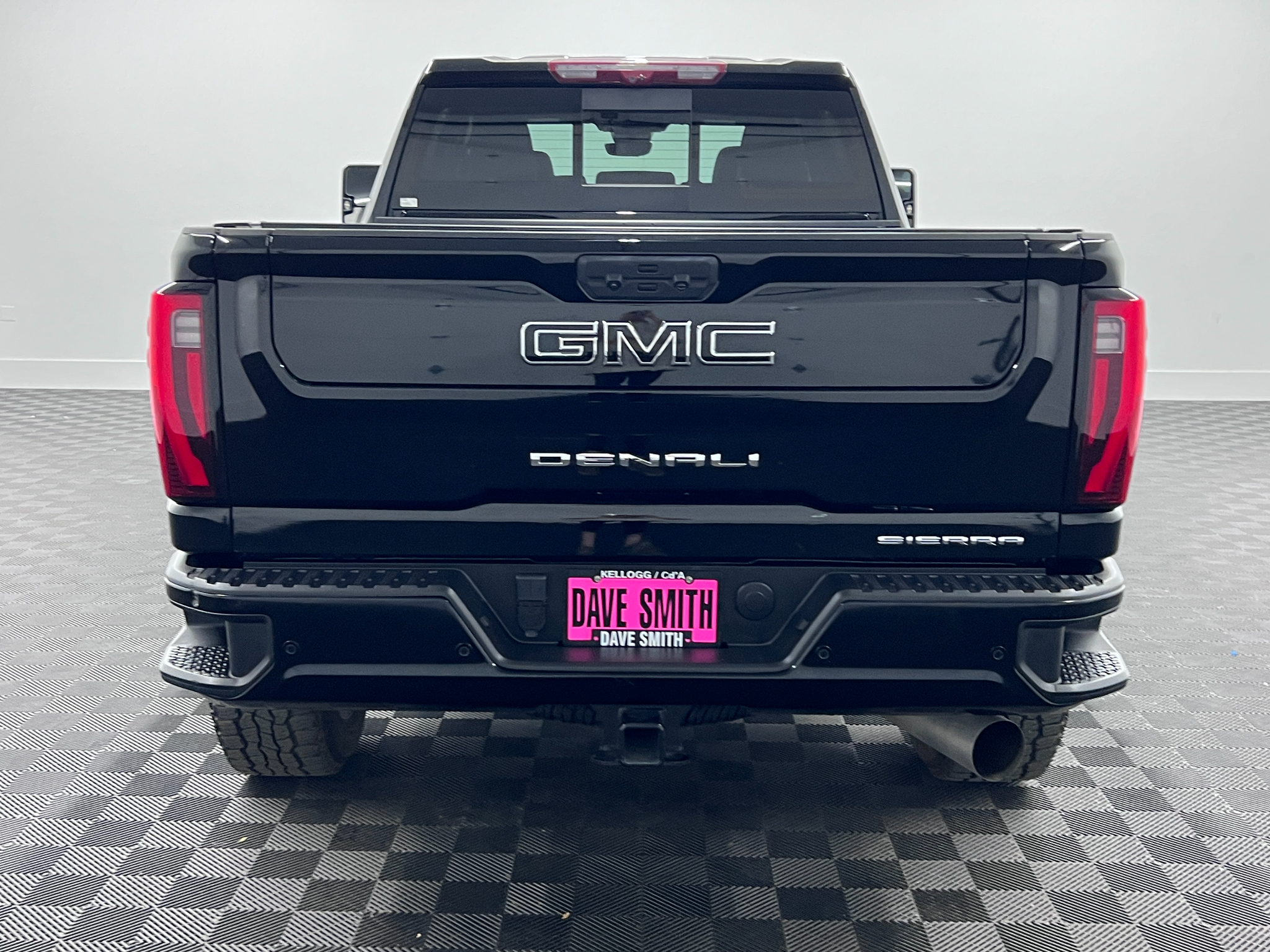 Used 2024 GMC Sierra 2500 HD Denali Truck