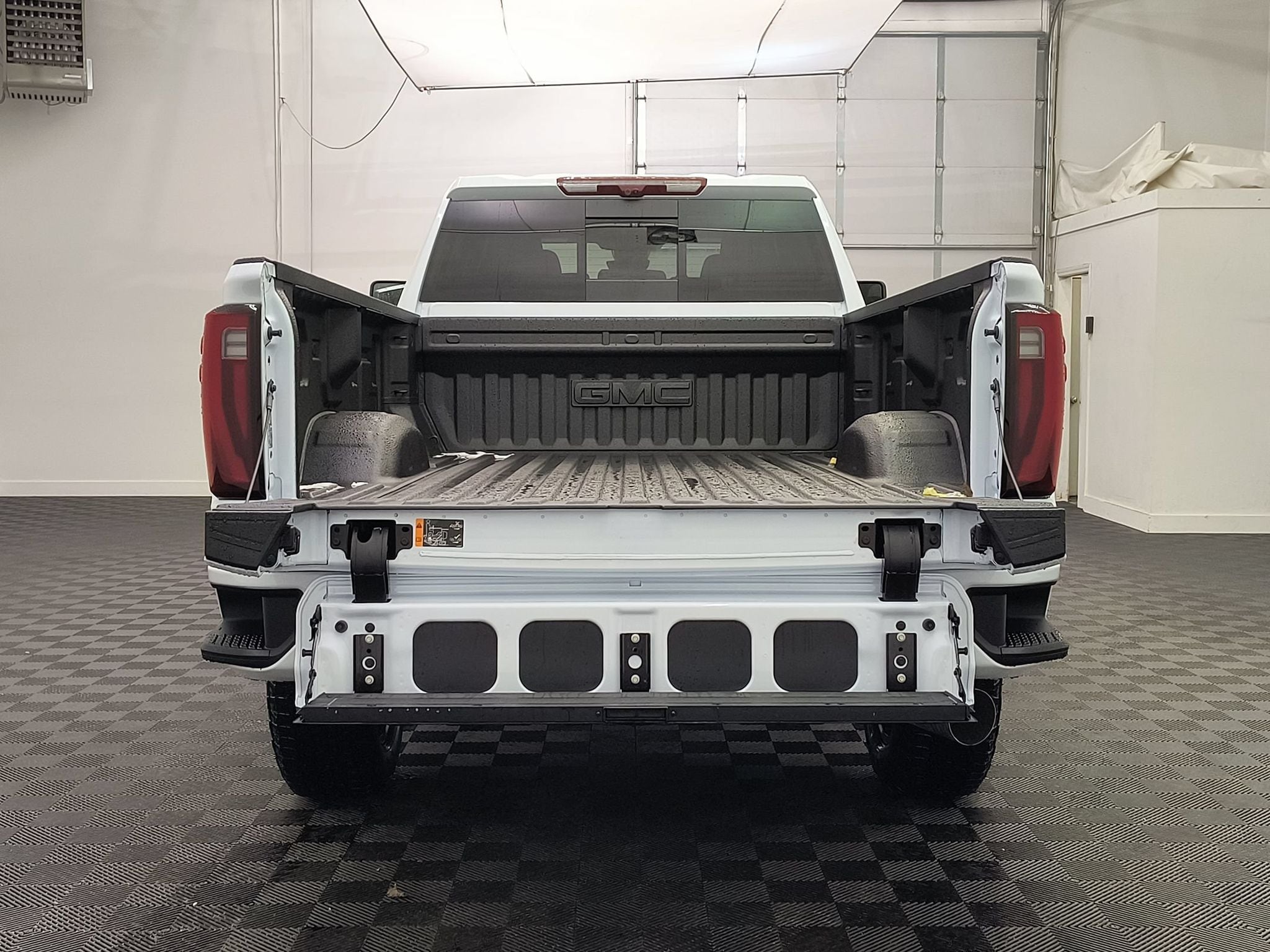 2026 GMC Sierra 2500HD Denali - Photo 19