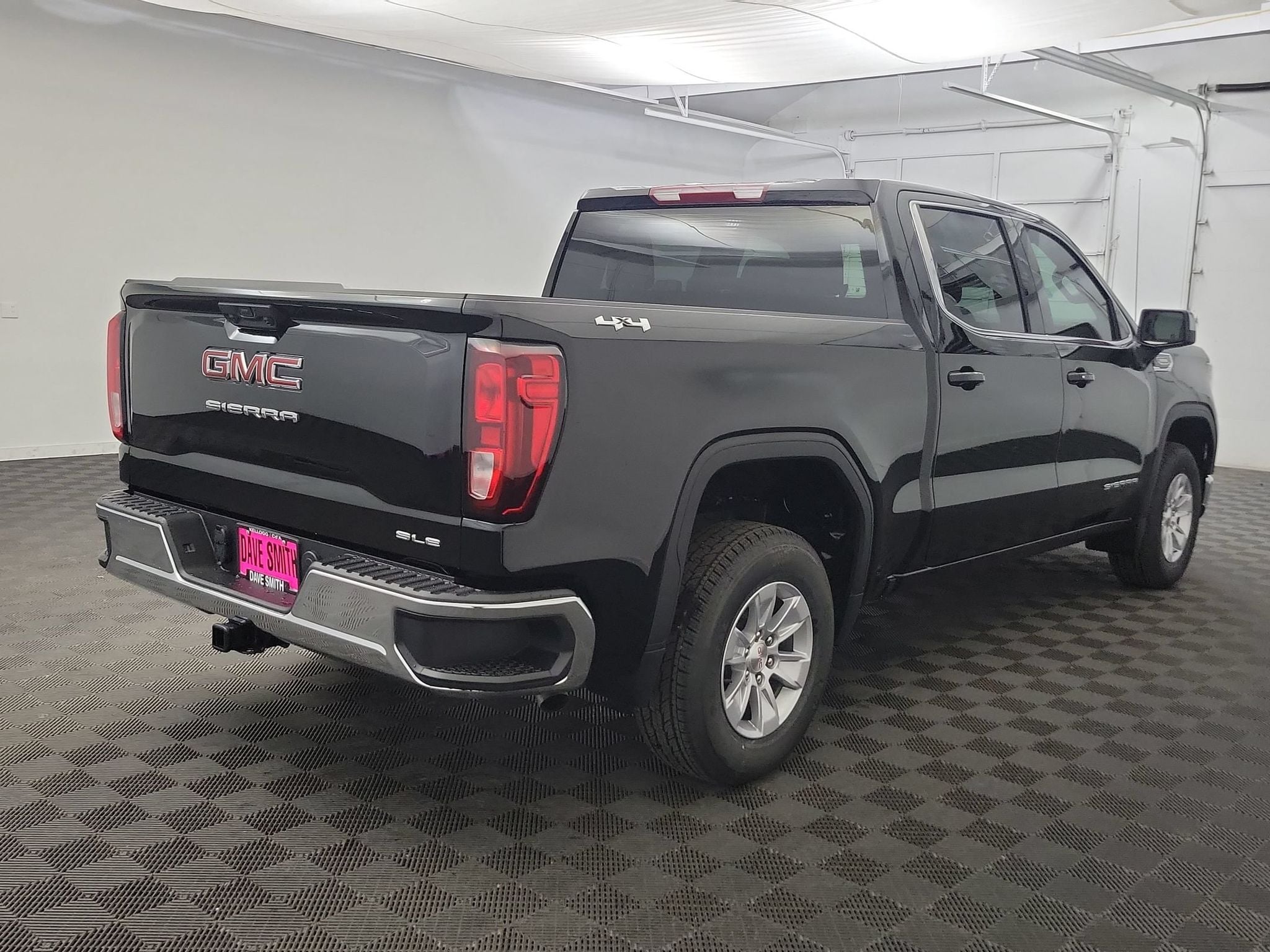 2026 GMC Sierra 1500 SLE - Photo 7