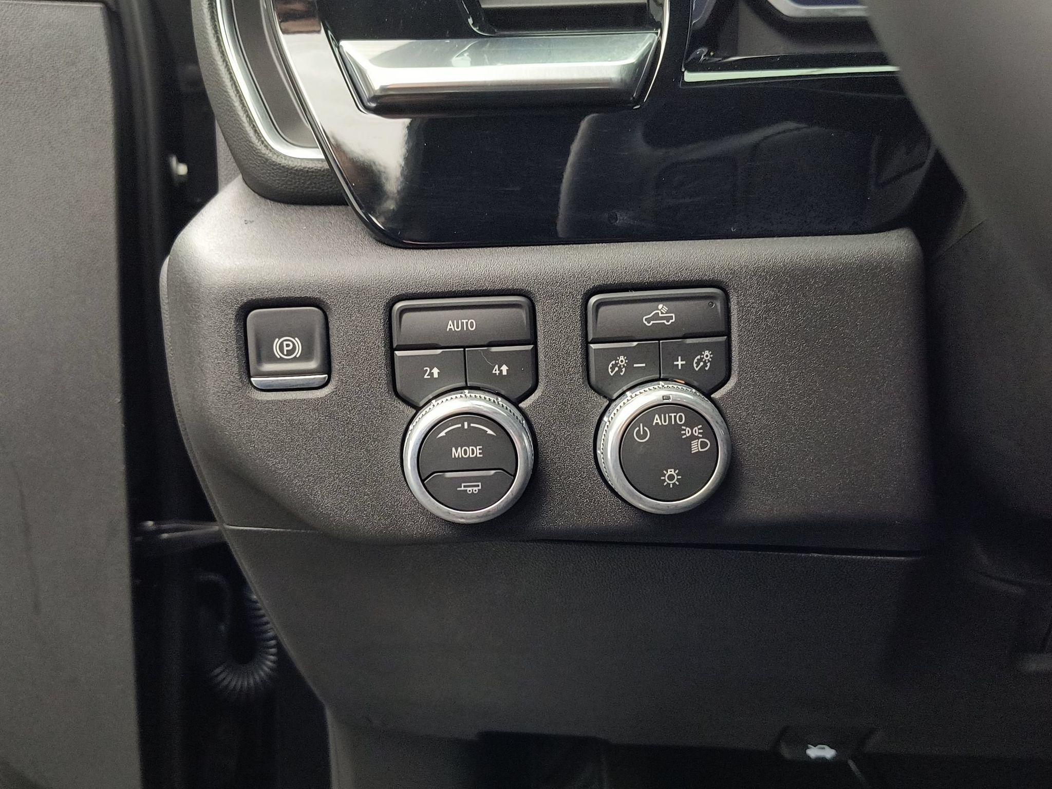 2026 GMC Sierra 1500 SLE - Photo 15