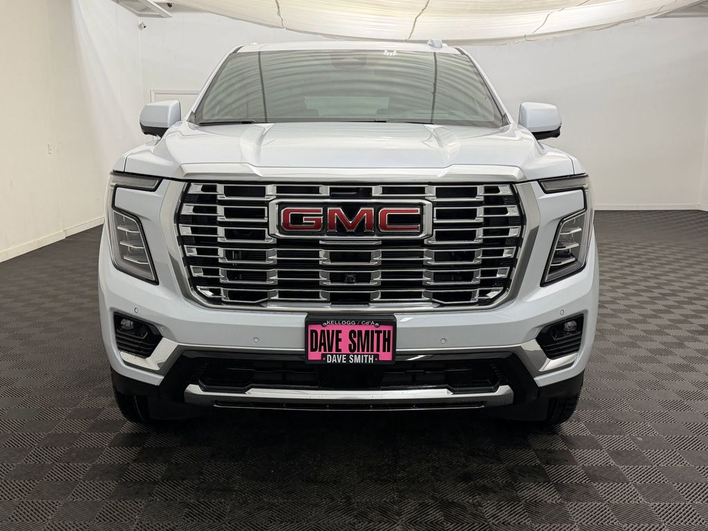 2026 GMC Yukon XL Denali - Photo 6