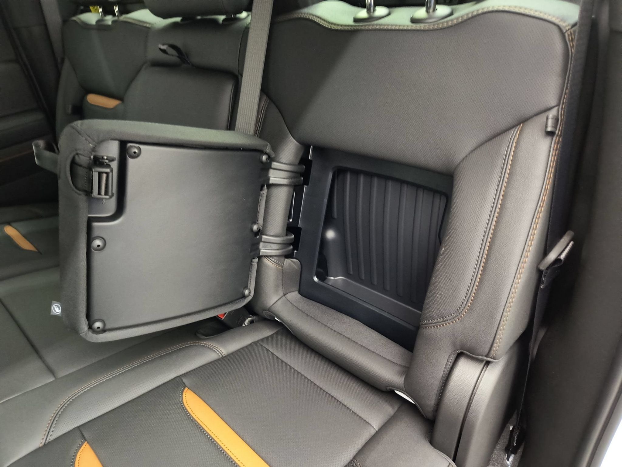 2026 GMC Sierra 2500HD AT4 - Photo 23
