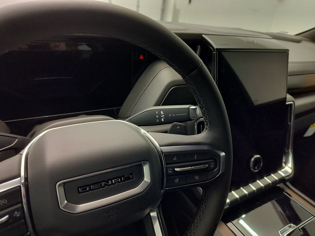2026 GMC Yukon Denali - Photo 15