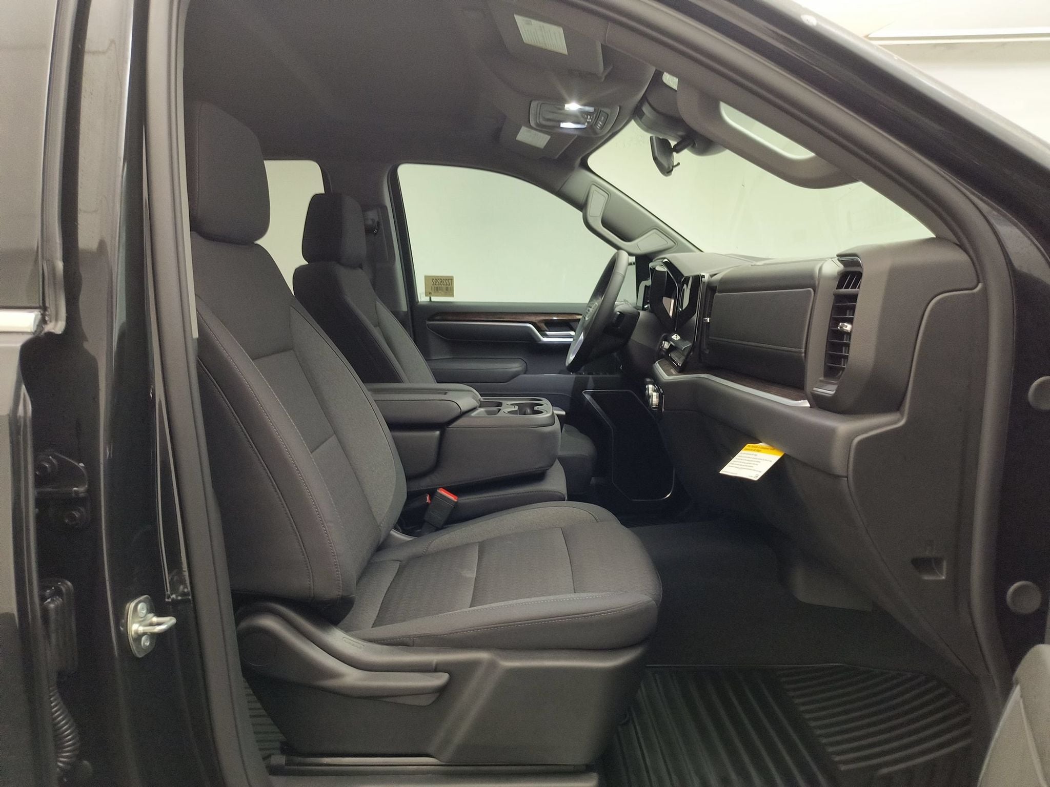 2026 GMC Sierra 1500 SLE - Photo 27