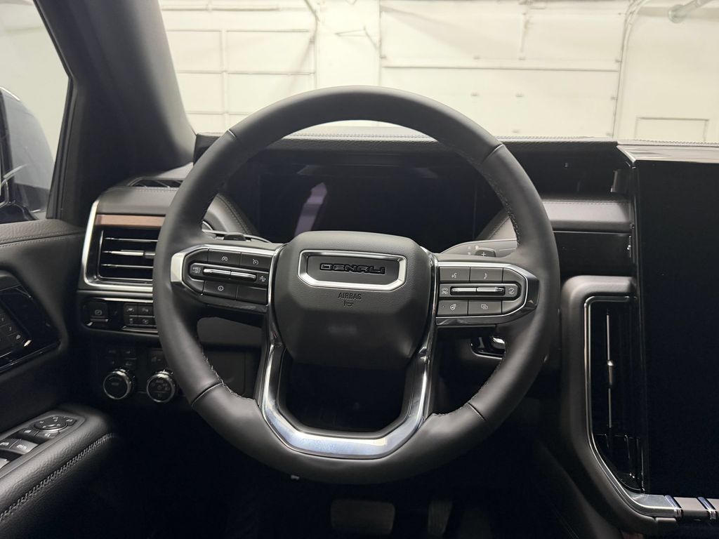 2026 GMC Yukon Denali - Photo 11