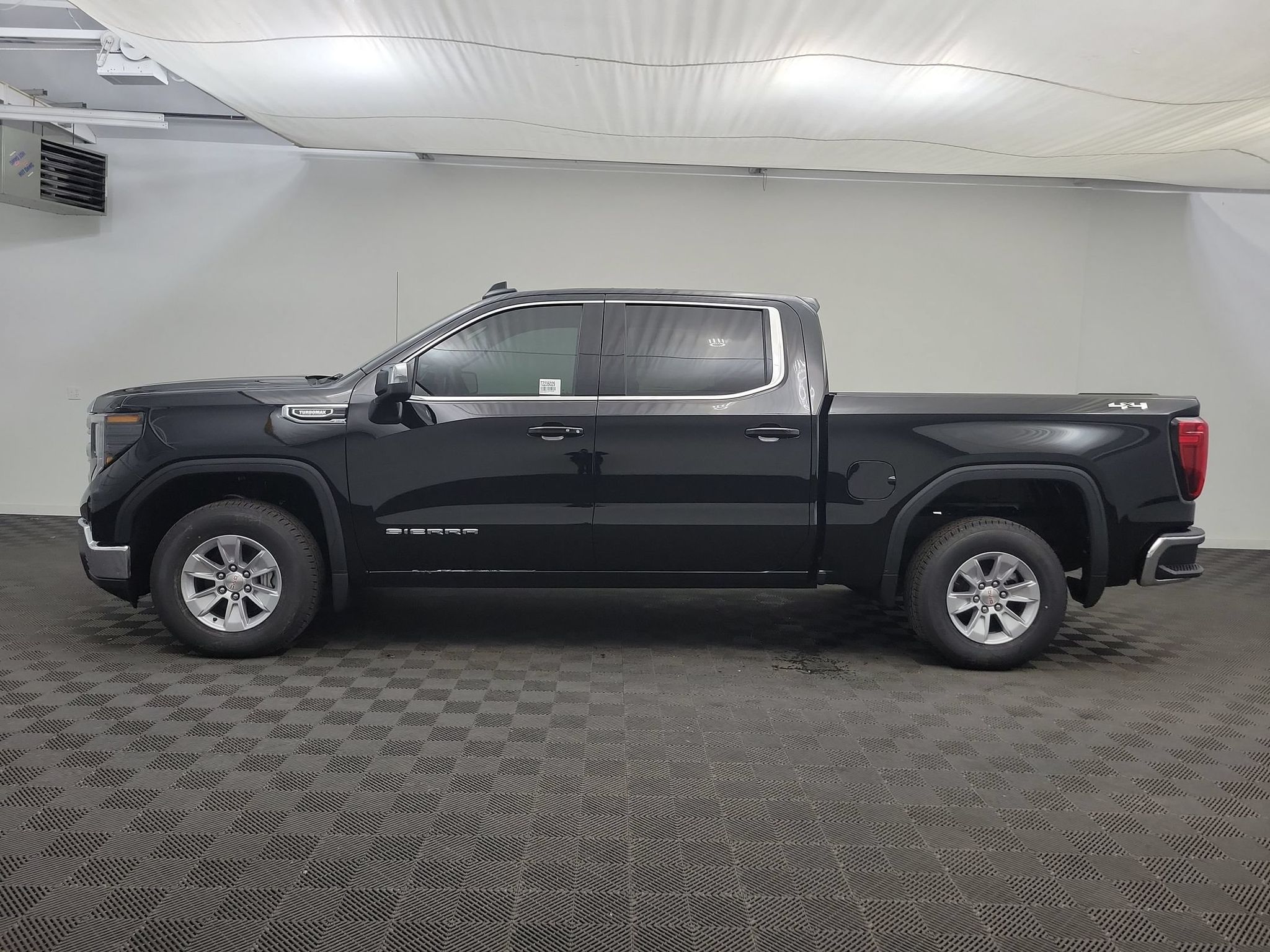 2026 GMC Sierra 1500 SLE - Photo 2