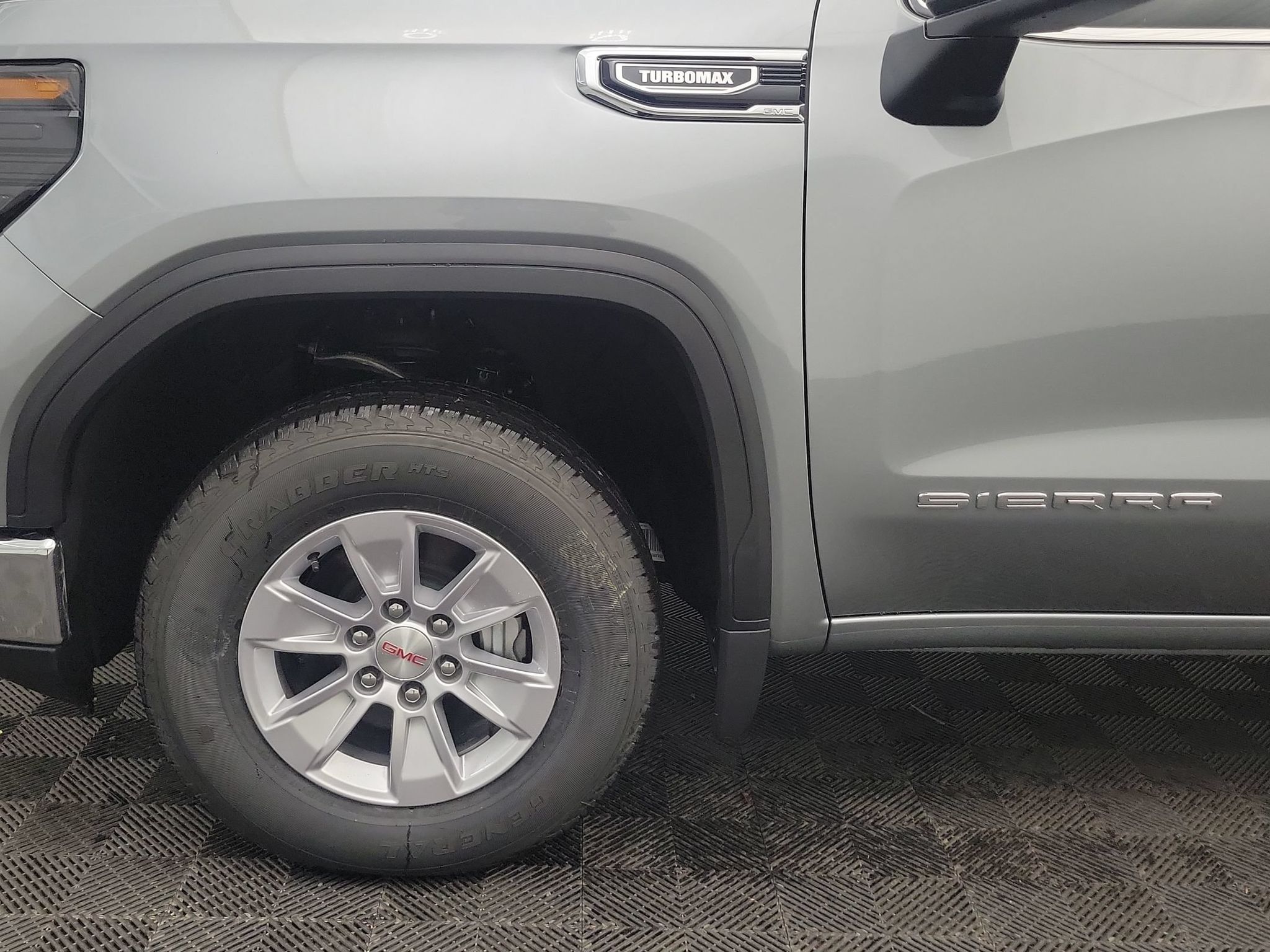 2026 GMC Sierra 1500 SLE - Photo 9