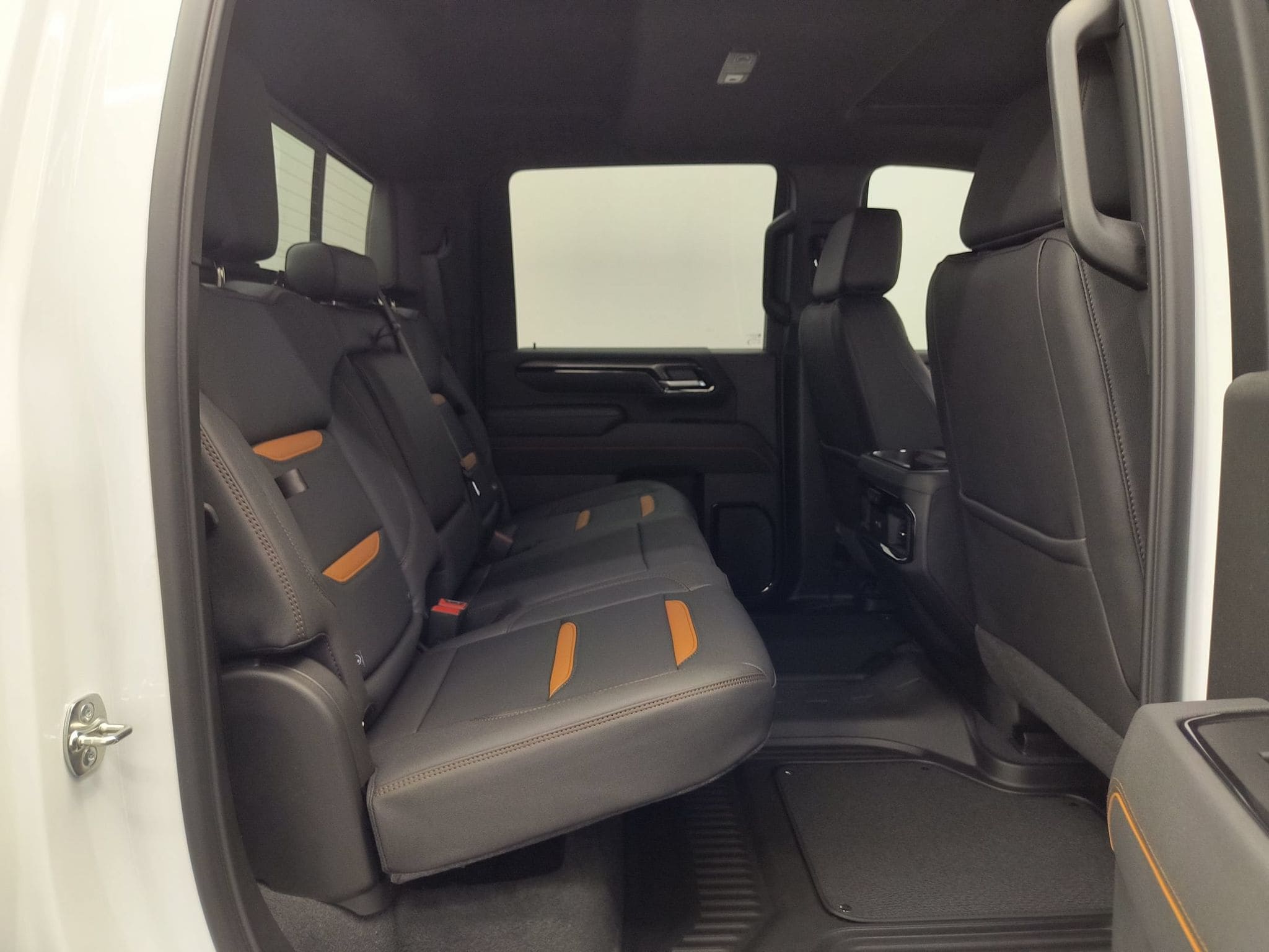 2026 GMC Sierra 2500HD AT4 - Photo 32