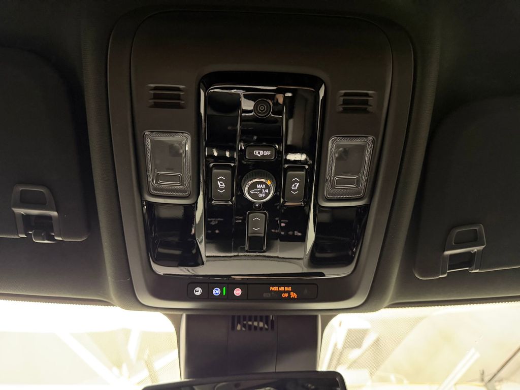 2026 GMC Yukon XL Denali - Photo 17
