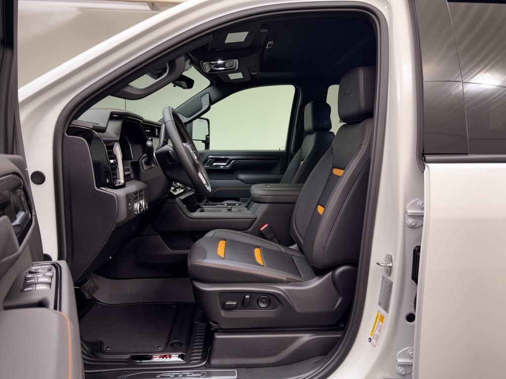 2026 GMC Sierra 2500HD AT4 - Photo 5