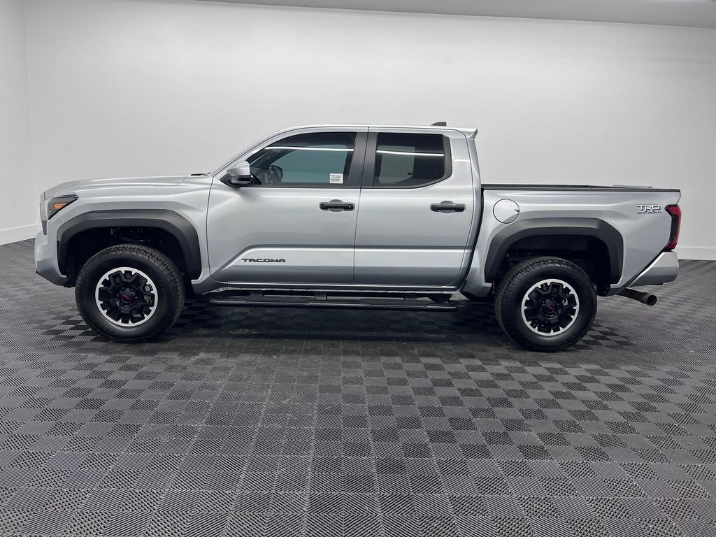 Used 2024 Toyota Tacoma 4WD SR5 Truck