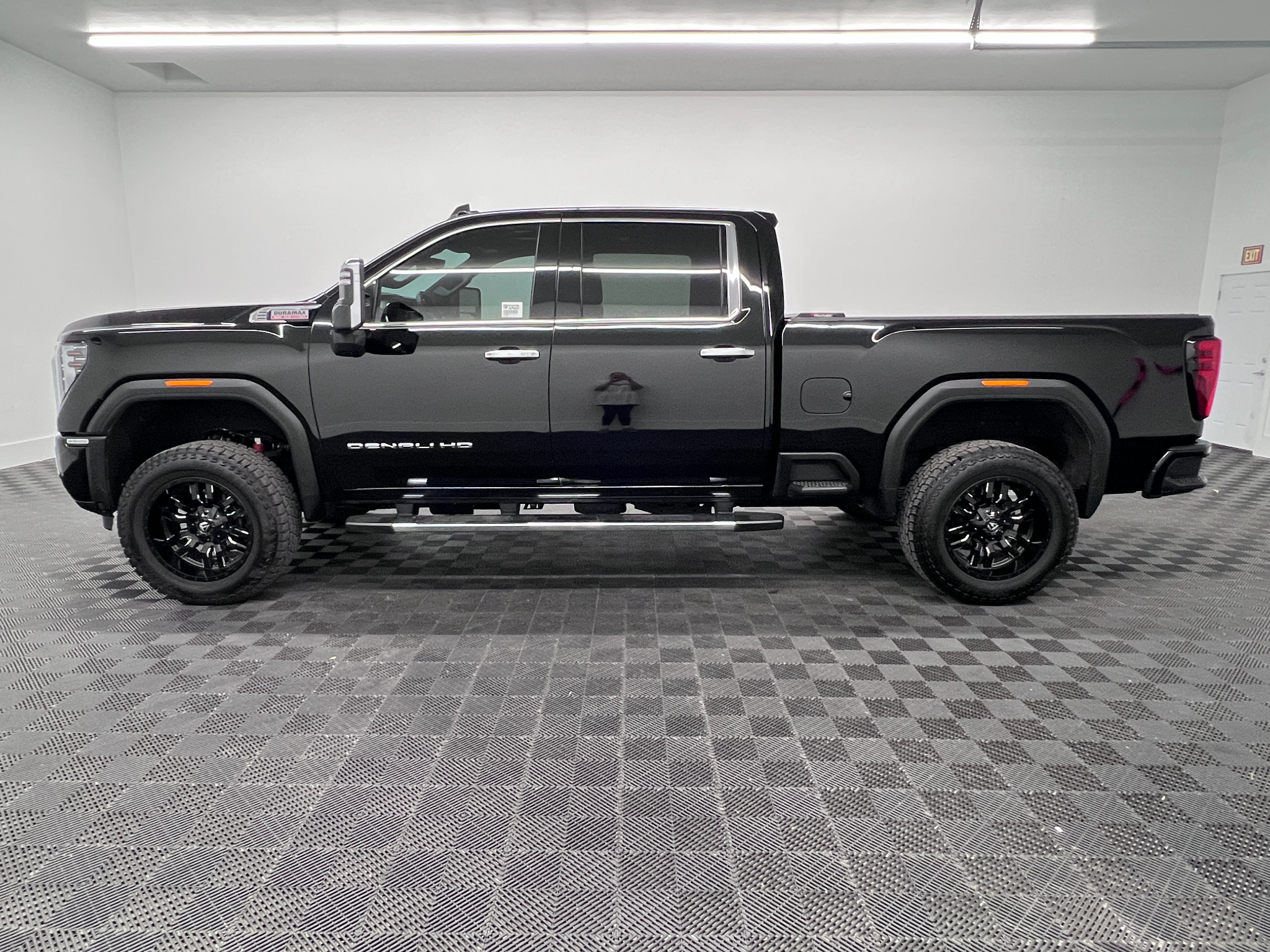 Used 2024 GMC Sierra 2500 HD Denali Truck