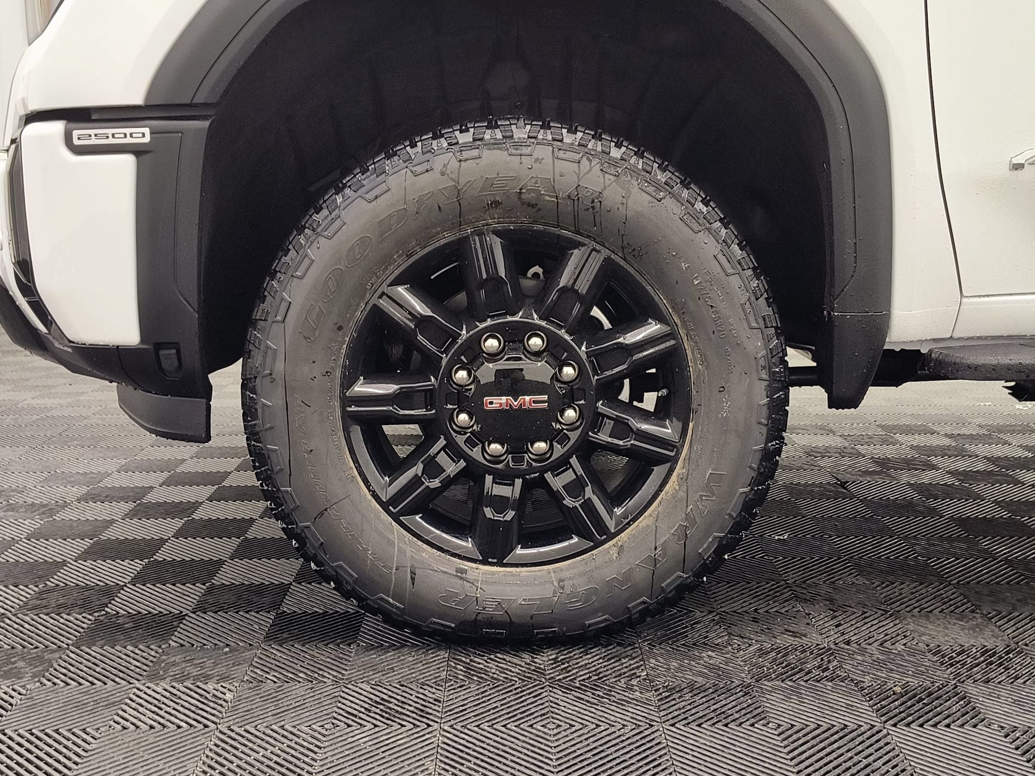 2026 GMC Sierra 2500HD AT4 - Photo 10