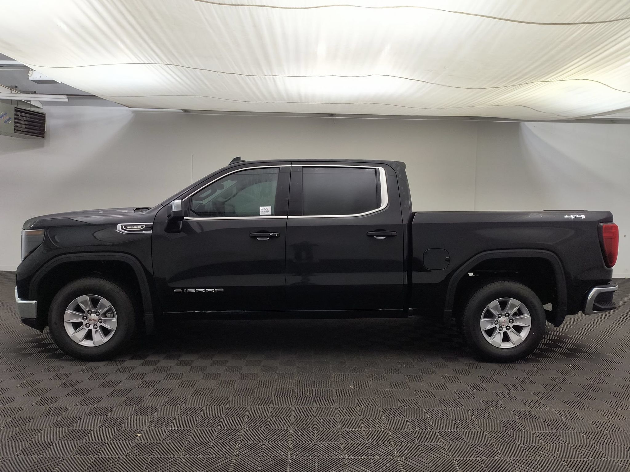 2026 GMC Sierra 1500 SLE - Photo 2