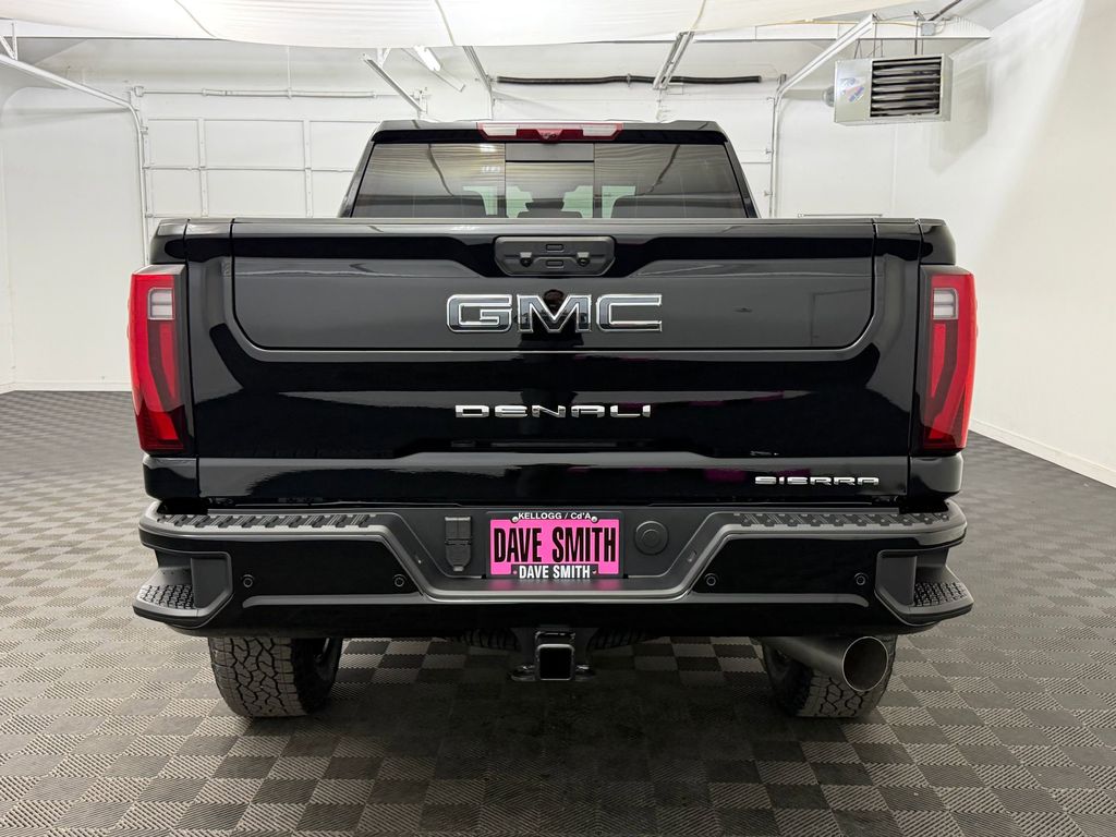 2026 GMC Sierra 3500HD Denali Ultimate - Photo 10