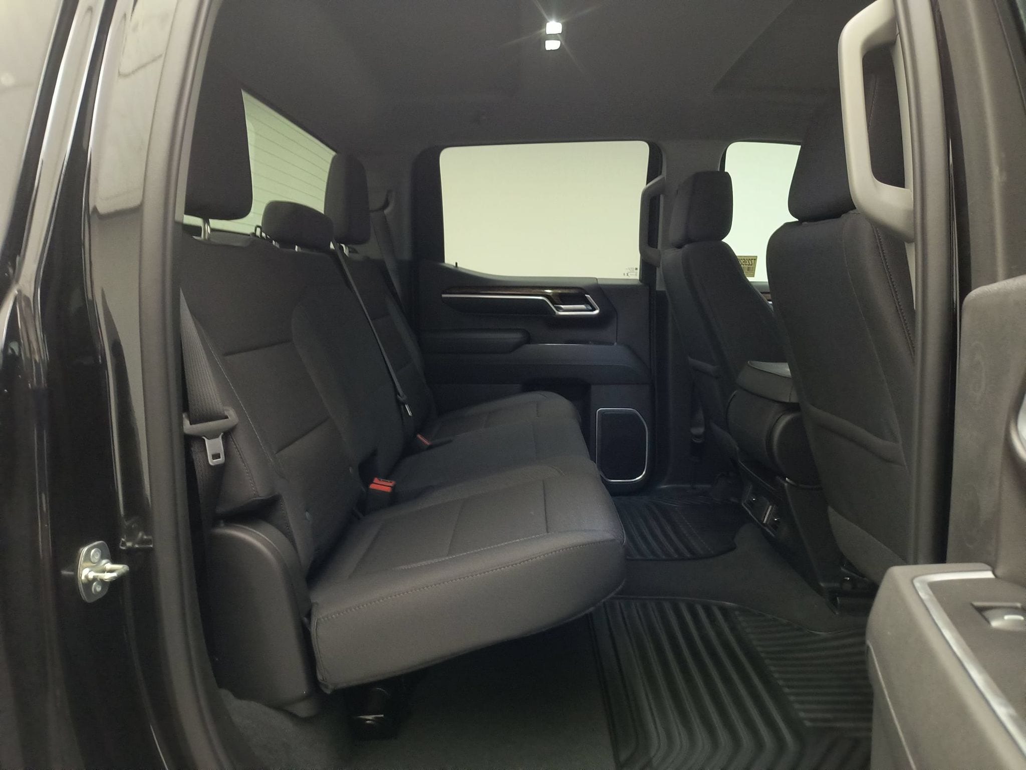 2026 GMC Sierra 1500 SLE - Photo 28