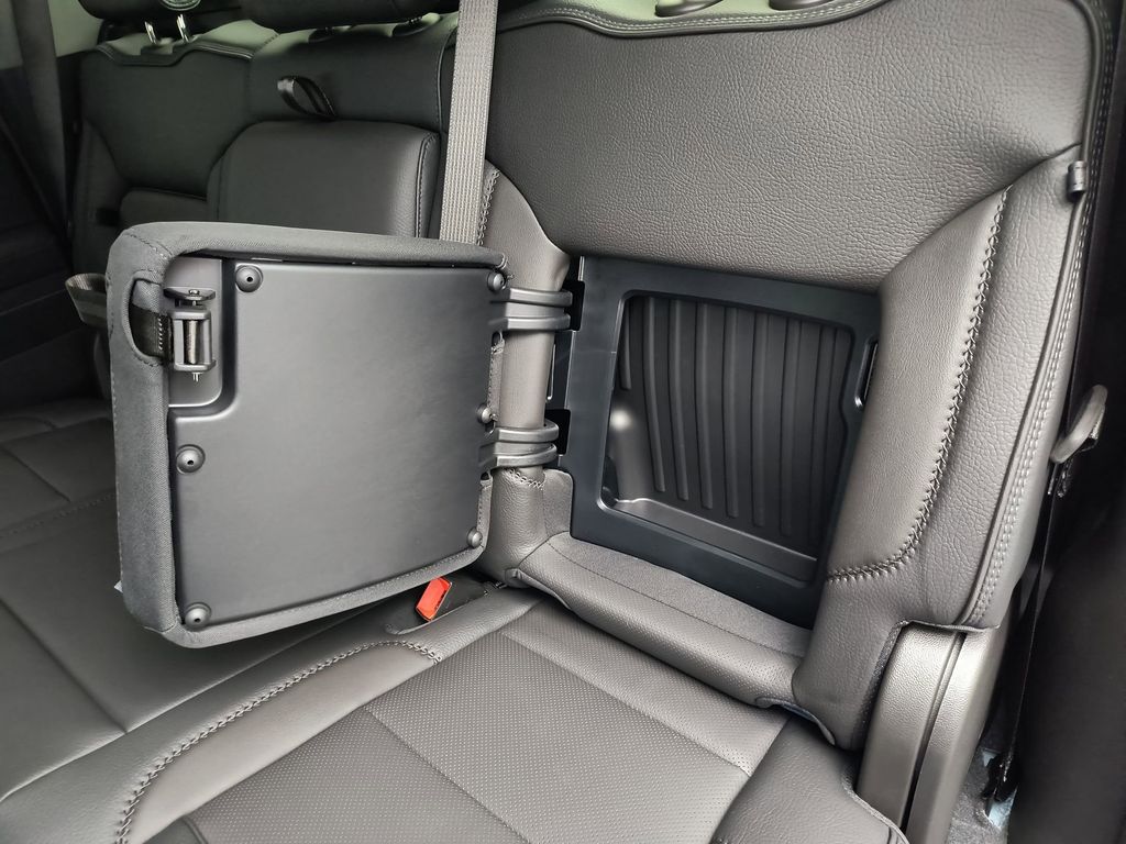 2026 GMC Sierra 3500HD Denali - Photo 20