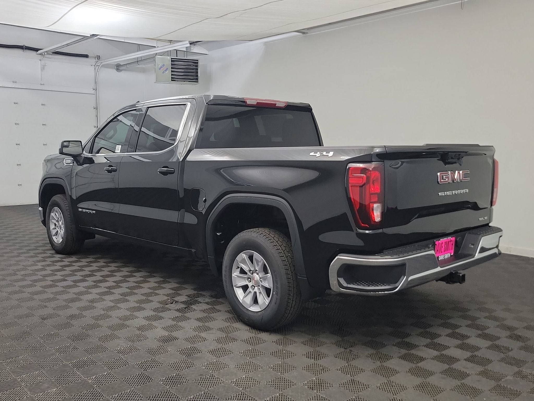 2026 GMC Sierra 1500 SLE - Photo 3