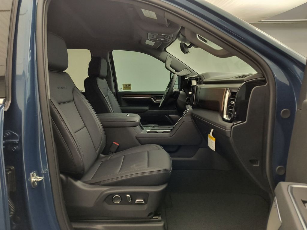 2026 GMC Sierra 3500HD Denali - Photo 29