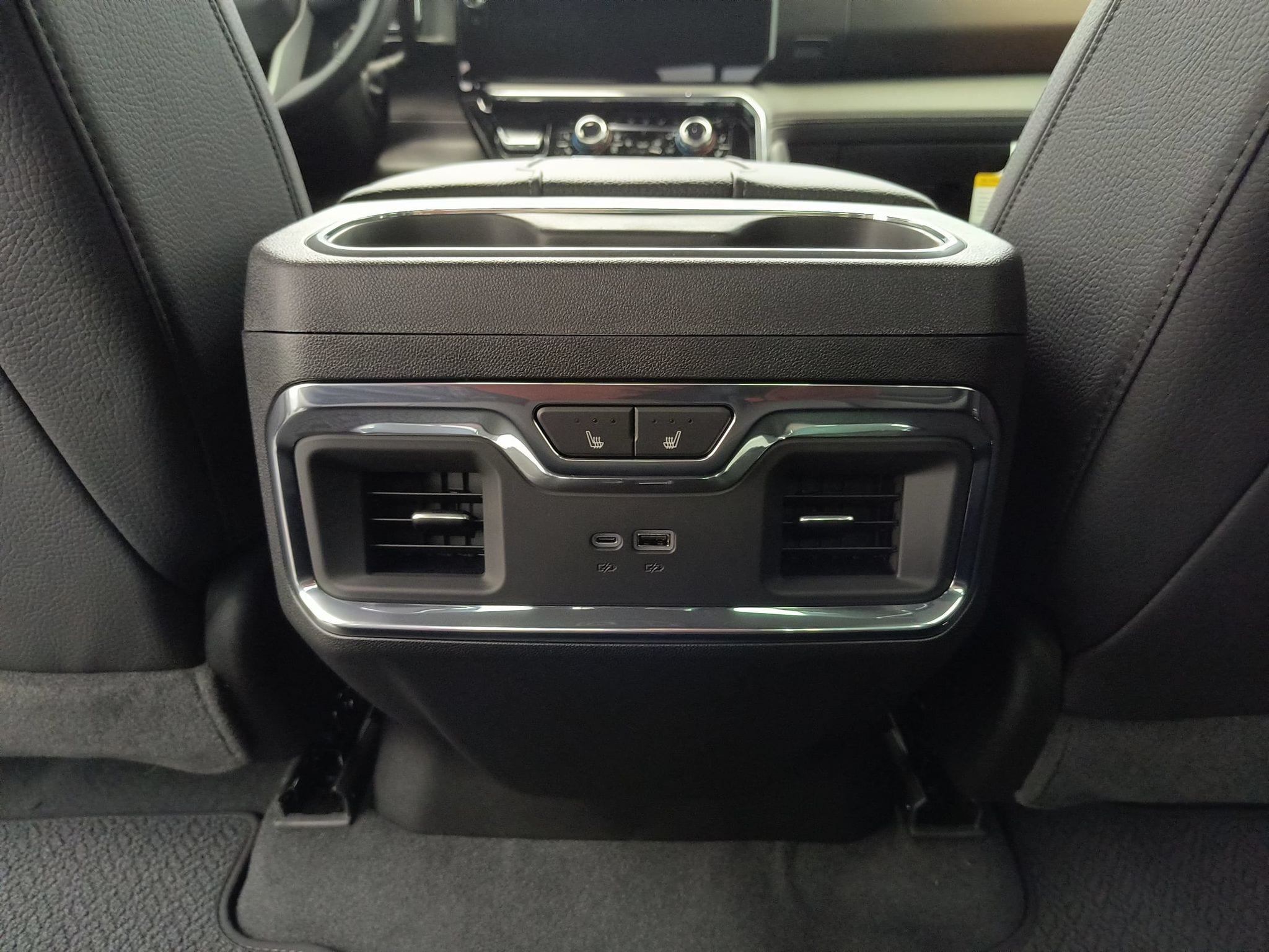 2026 GMC Sierra 2500HD Denali - Photo 23