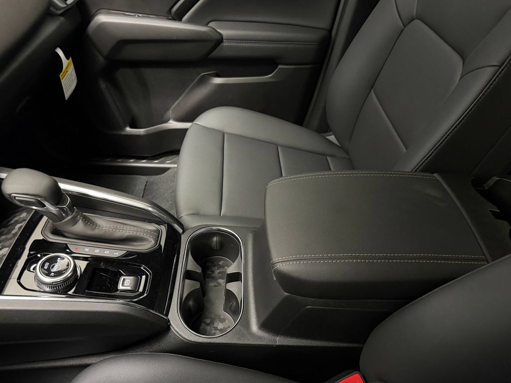 2026 GMC Canyon Elevation - Photo 18