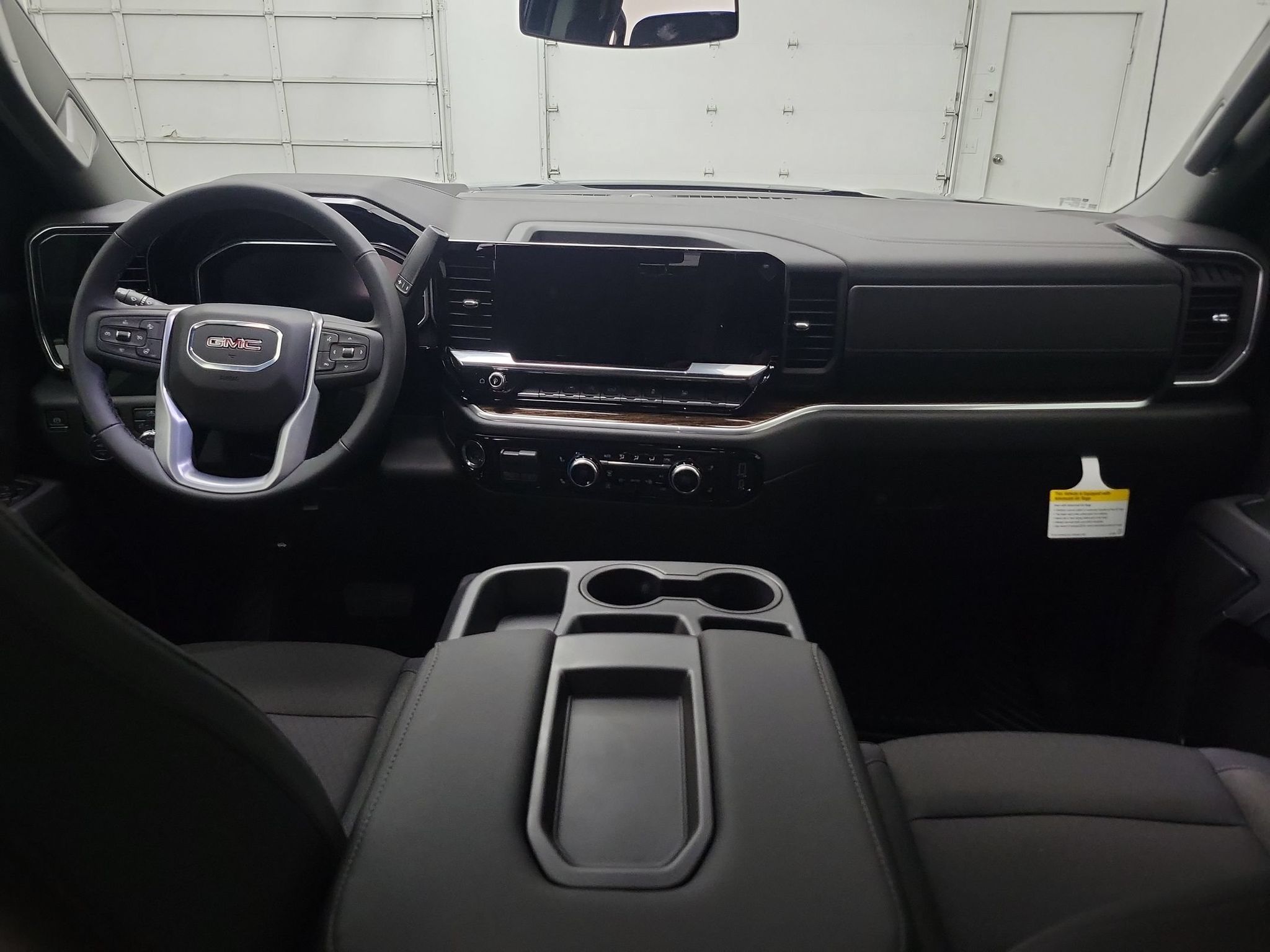 2026 GMC Sierra 1500 SLE - Photo 11