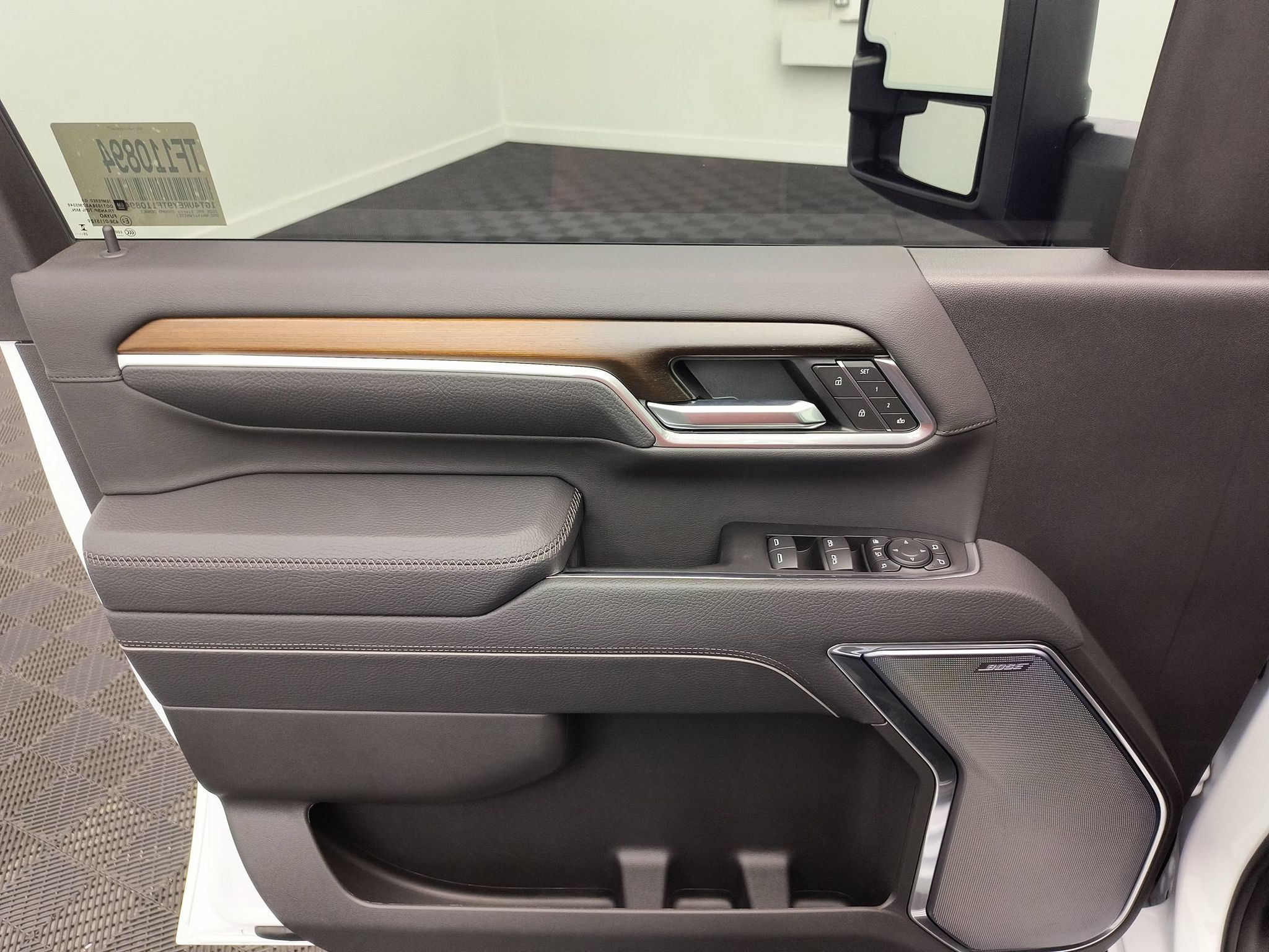 2026 GMC Sierra 2500HD Denali - Photo 11