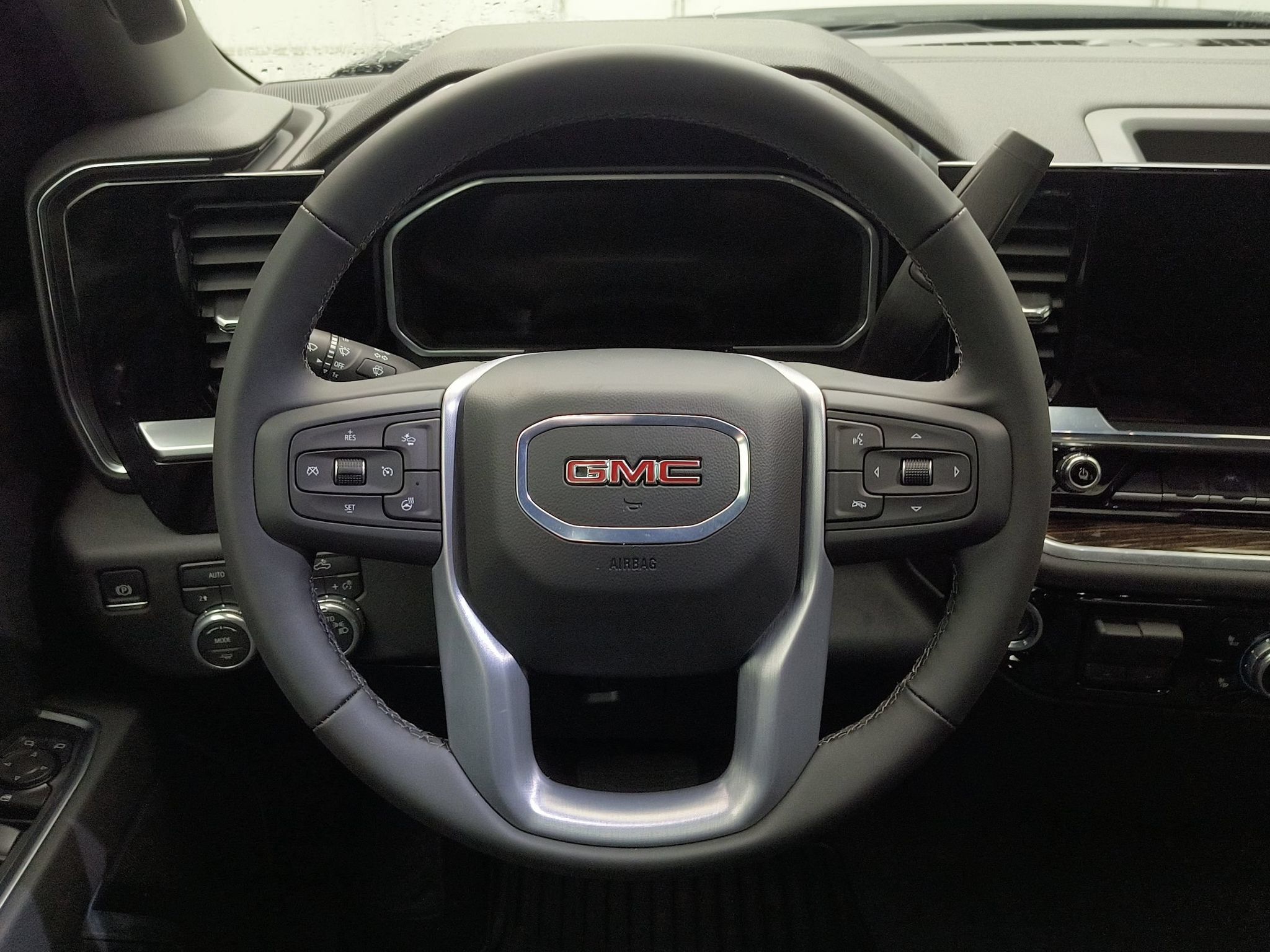 2026 GMC Sierra 1500 SLE - Photo 13