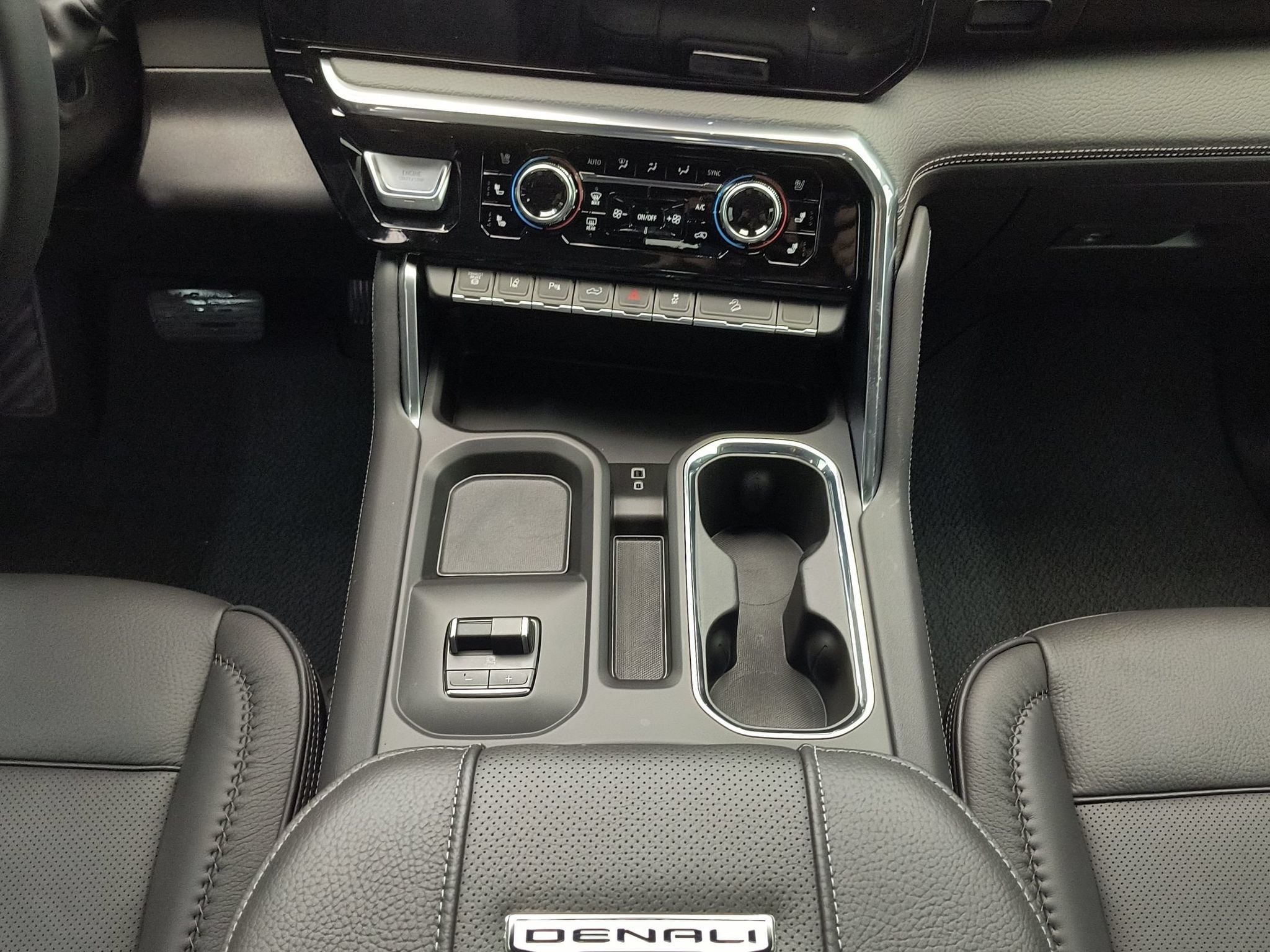 2026 GMC Sierra 2500HD Denali - Photo 28