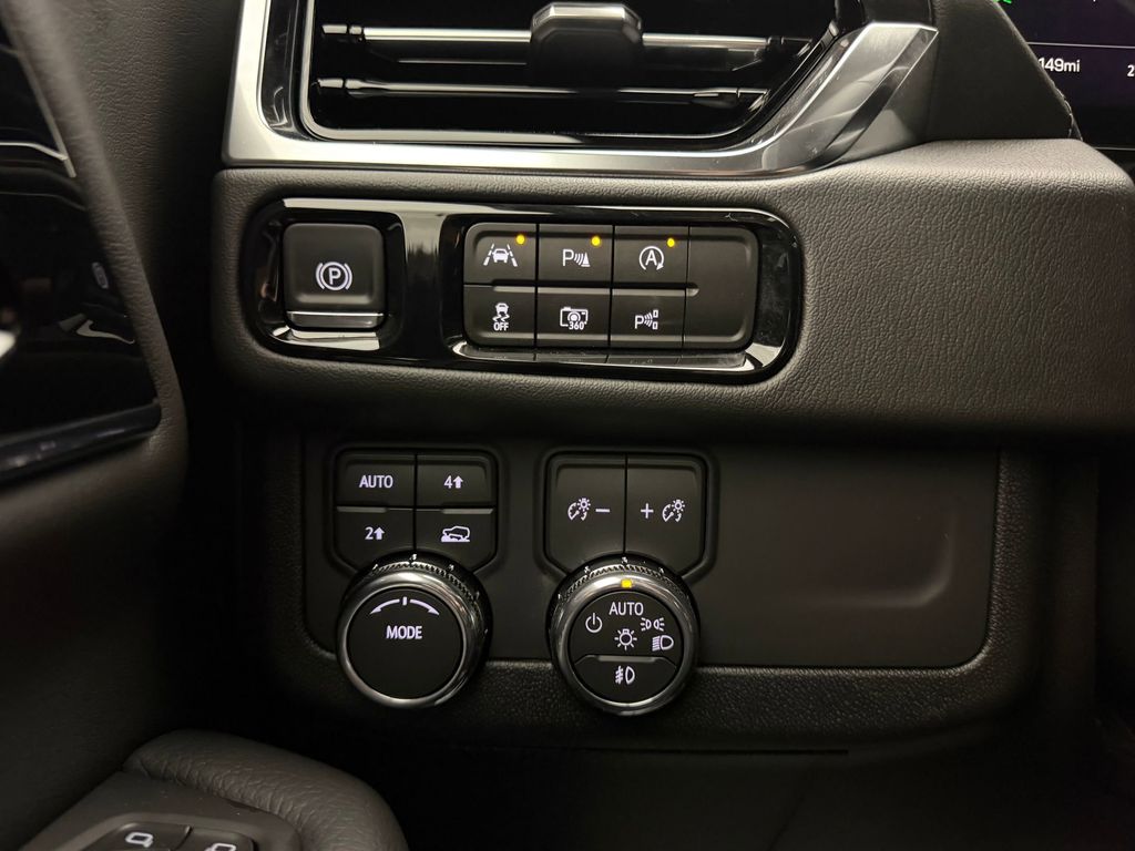 2026 GMC Yukon XL Denali - Photo 31