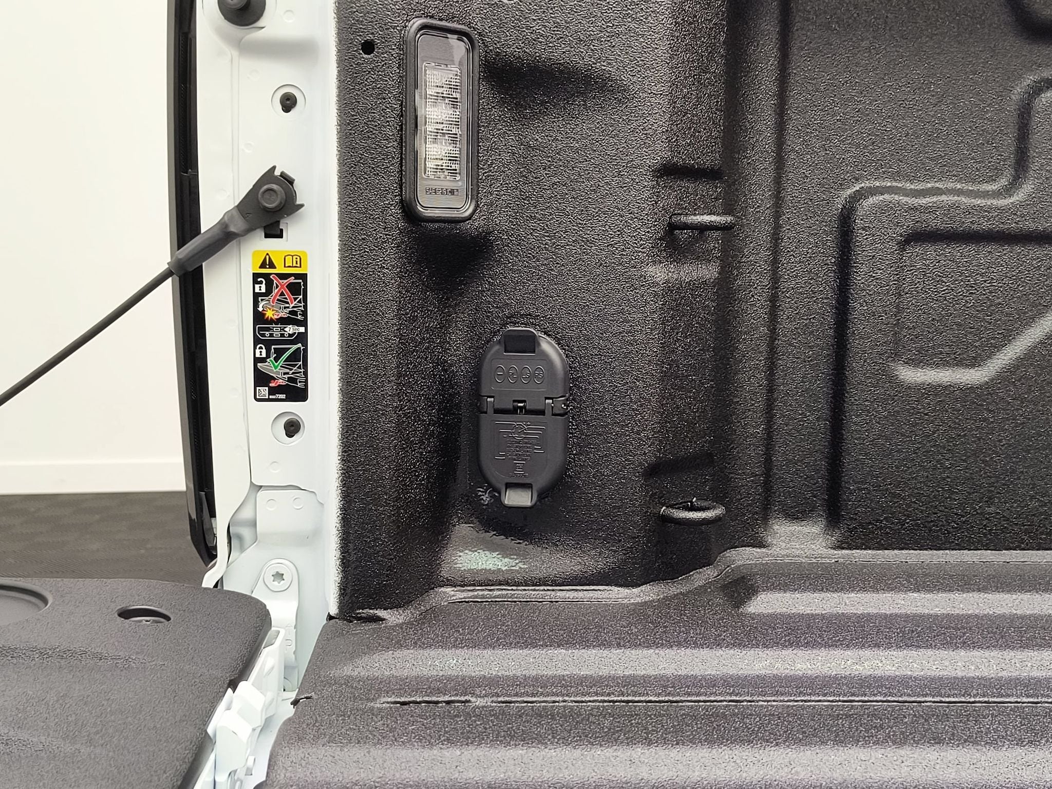 2026 GMC Sierra 2500HD AT4 - Photo 19