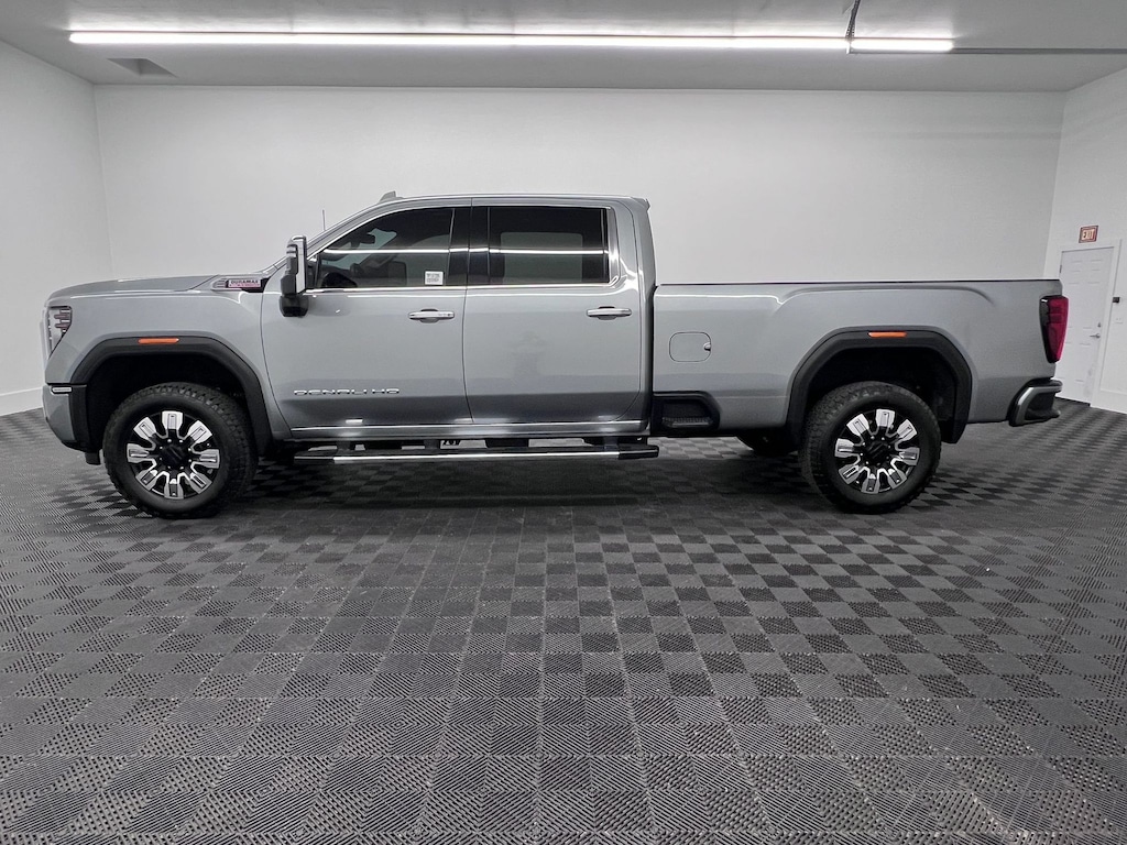Used 2024 GMC Sierra 3500 HD Denali Truck
