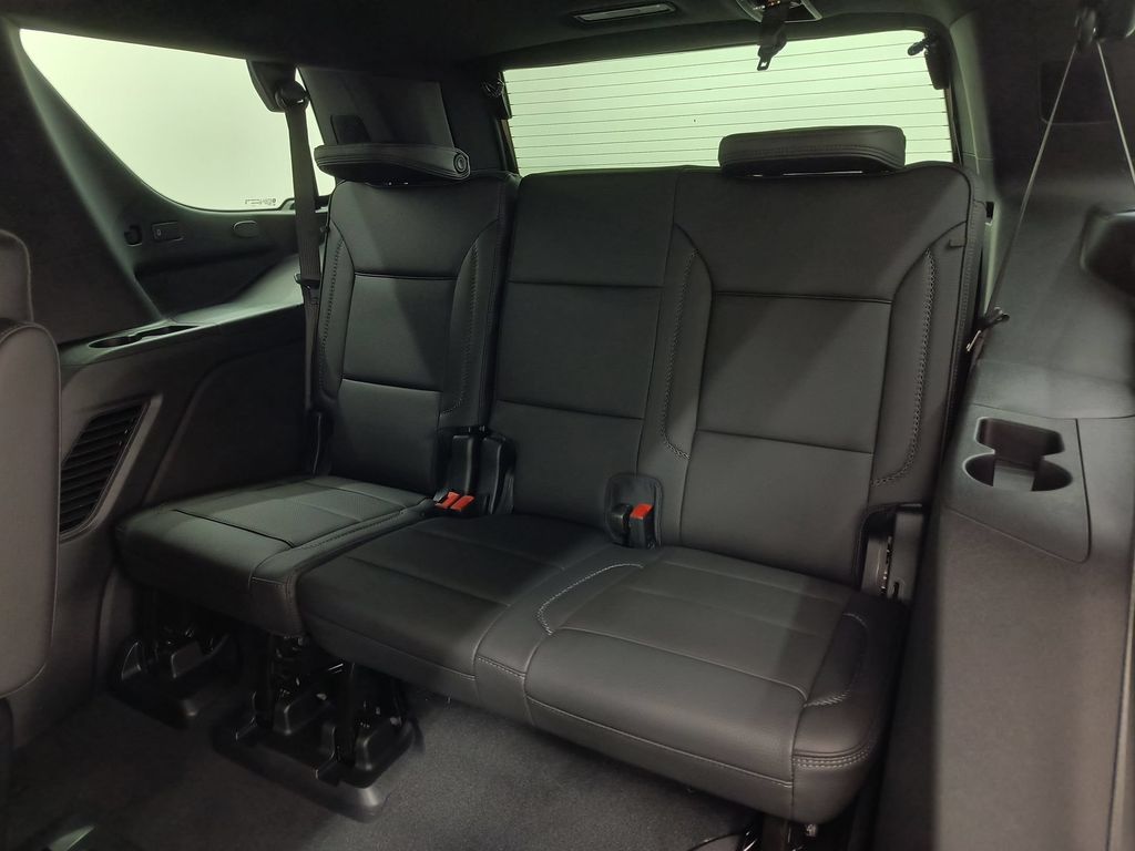 2026 GMC Yukon Denali - Photo 28