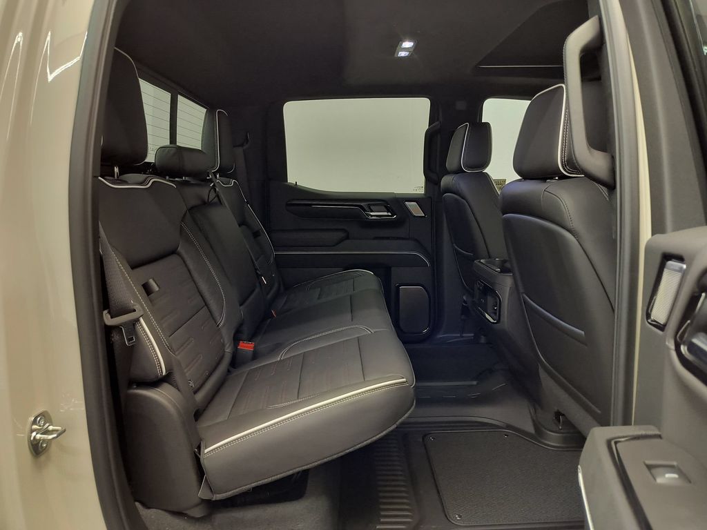 2026 GMC Sierra 1500 AT4X - Photo 32