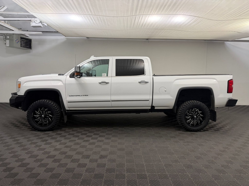 Used 2016 GMC Sierra 2500 Denali Truck Crew Cab